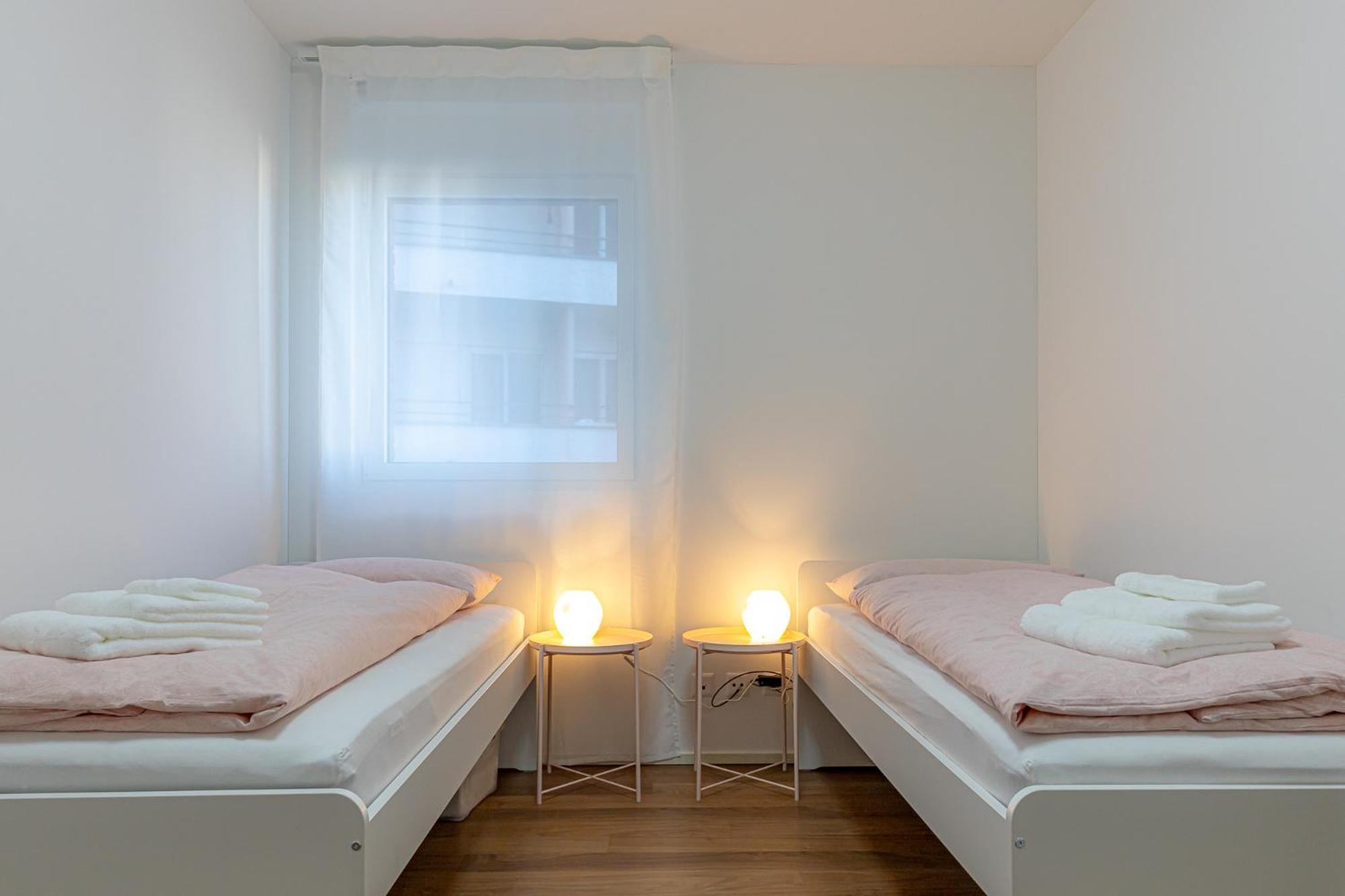 Imperial Of Lugano 3 With A Lake View Behind The Station And 10 Min From The Lake Of Lugano Exterior foto