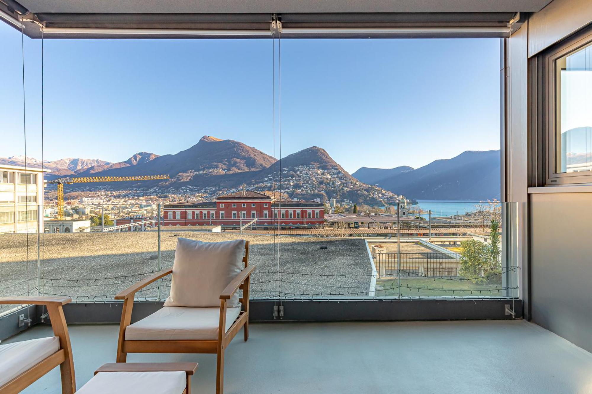 Imperial Of Lugano 3 With A Lake View Behind The Station And 10 Min From The Lake Of Lugano Exterior foto